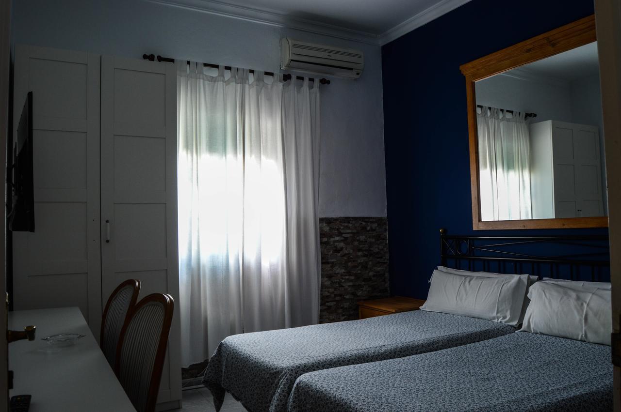 Hostal Playa Hidalgo Рота Экстерьер фото